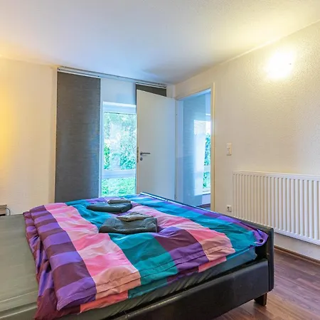 - 1 Im Appartementhaus Hafenriff * Sassnitz