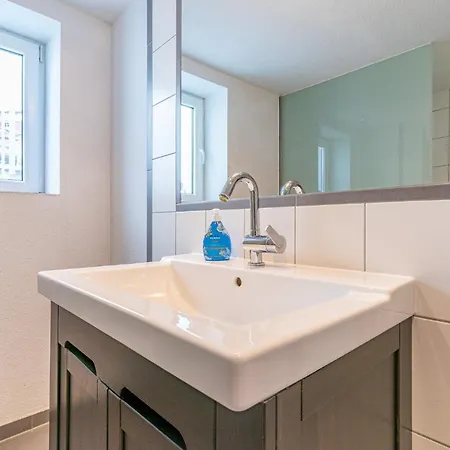 - 1 Im Appartementhaus Hafenriff Sassnitz